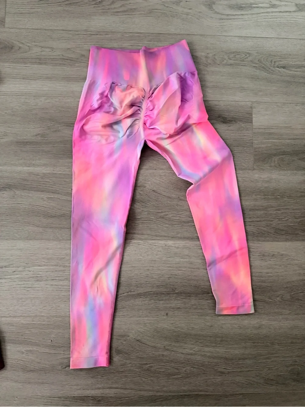 Pink Tie-Dye Scrunch-Back Leggings